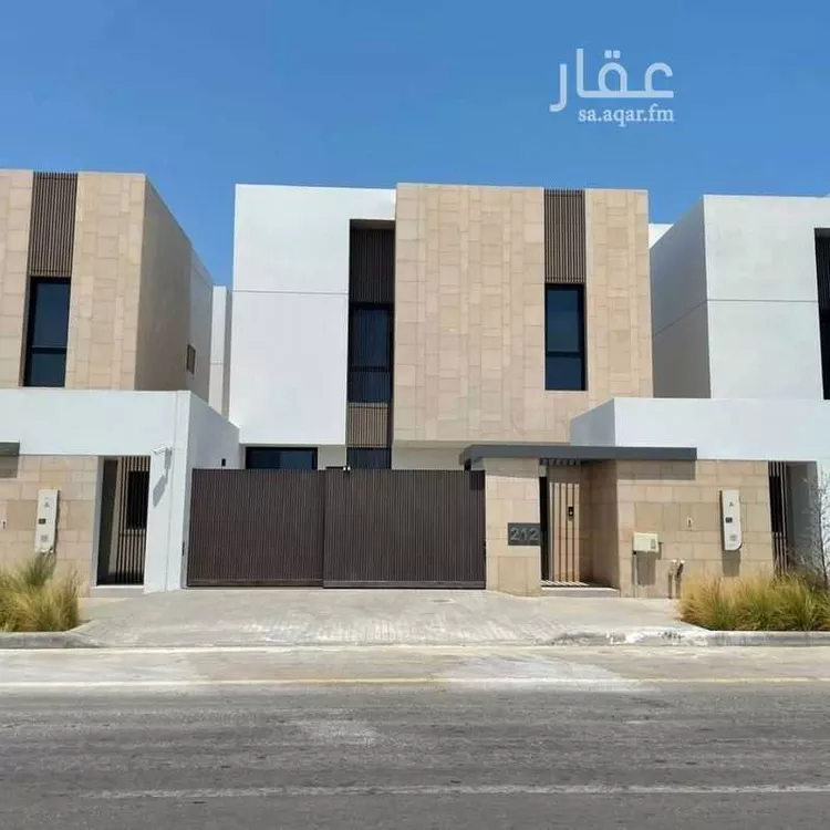 فيلا للبيع في شارع 95 السيف, حي السيف, مدينة الدمام, المنطقة الشرقية صورة 2