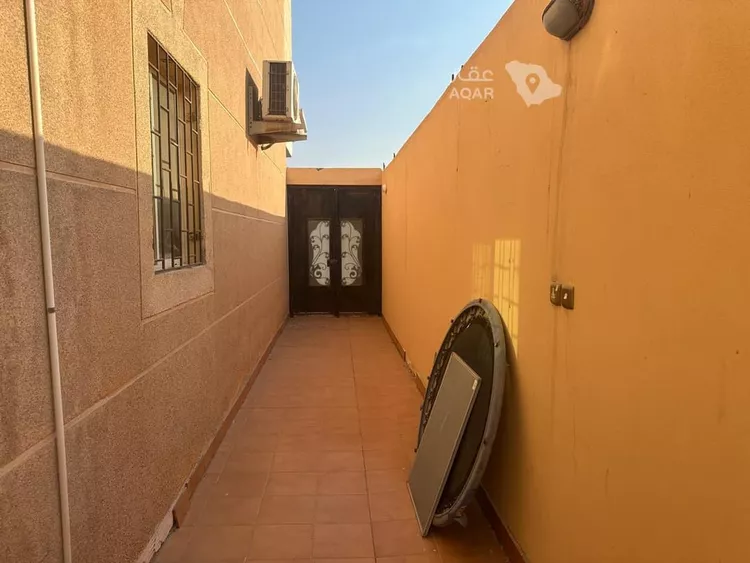 شقة للبيع في شارع المتباهي, حي هجر, مدينة الدمام, المنطقة الشرقية 9