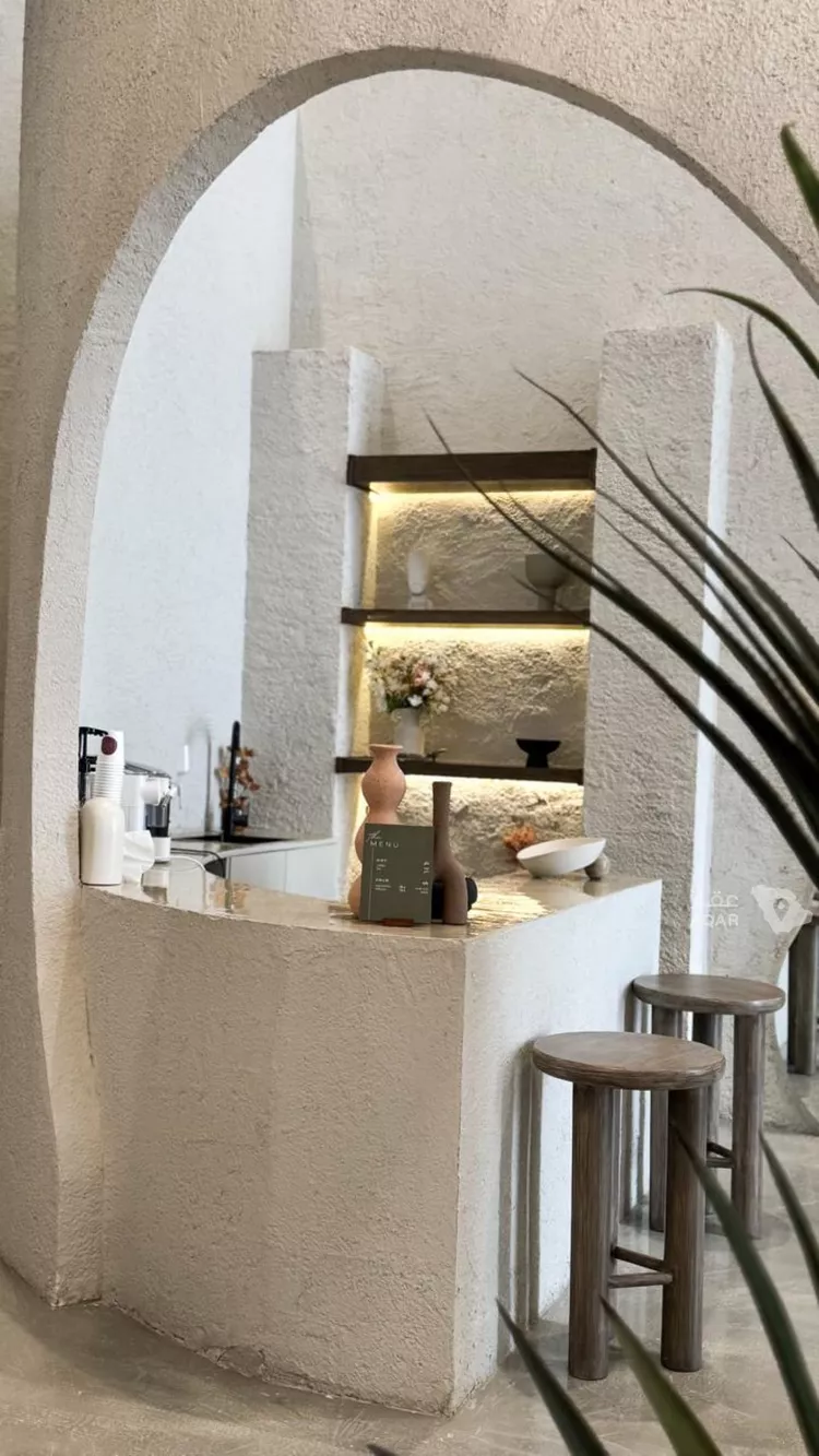 محل للإيجار في شارع الثمامه, حي الندى, مدينة الرياض, منطقة الرياض صورة 2