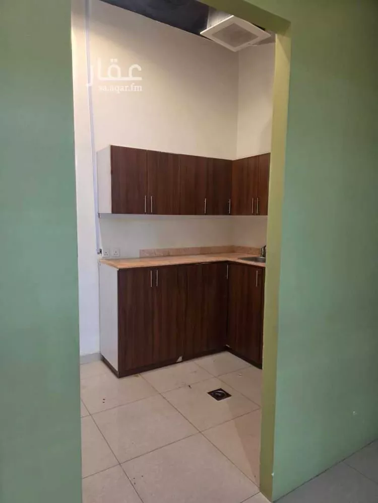 مكتب تجاري للإيجار في شارع الثمامه, حي الندى, مدينة الرياض, منطقة الرياض صورة 4