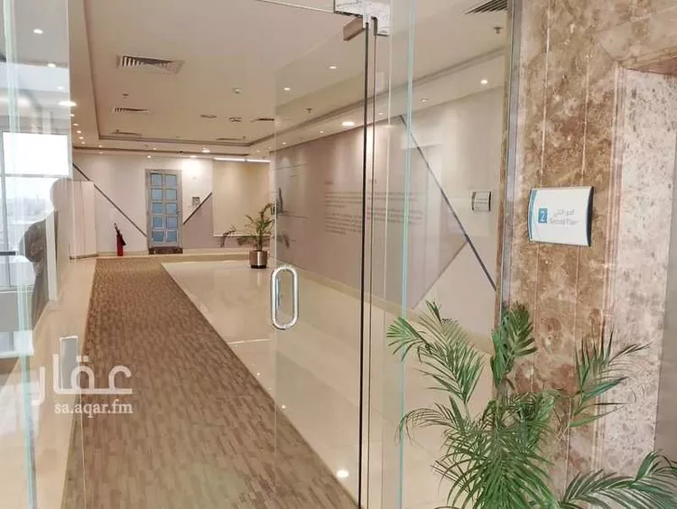 مكتب تجاري للإيجار في شارع الثمامه, حي الندى, مدينة الرياض, منطقة الرياض صورة 2
