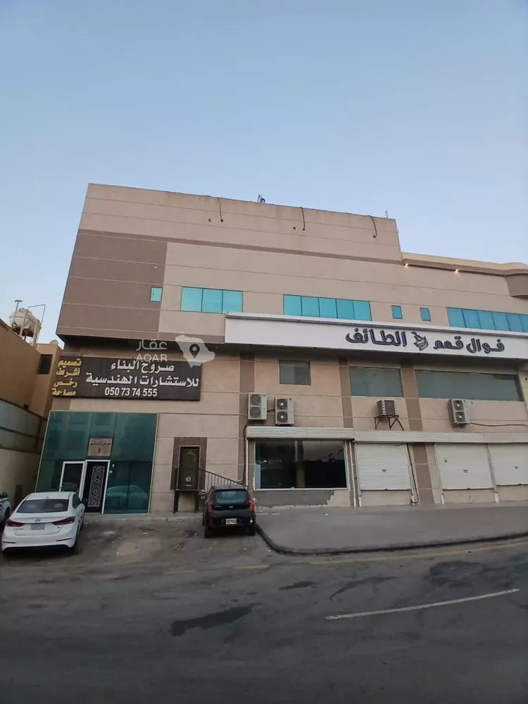 مكتب تجاري للإيجار في شارع سعود ابن فيصل, حي الملقا, مدينة الرياض, منطقة الرياض صورة 3