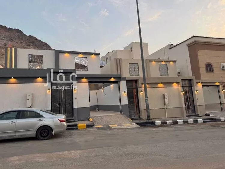 دور للبيع في شارع جنادة ابن امية, حي طيبة, مدينة المدينه المنوره, منطقة المدينة المنورة صورة 2