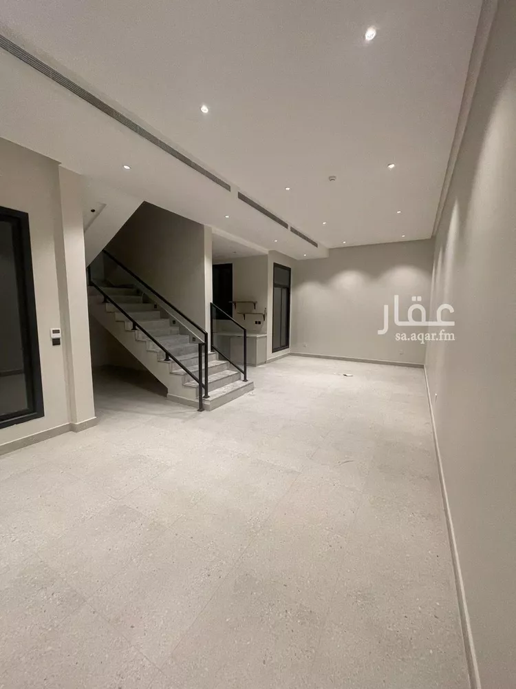 فيلا للإيجار في شارع ابن عبدالغافر النيسابوري, حي العارض, مدينة الرياض, منطقة الرياض