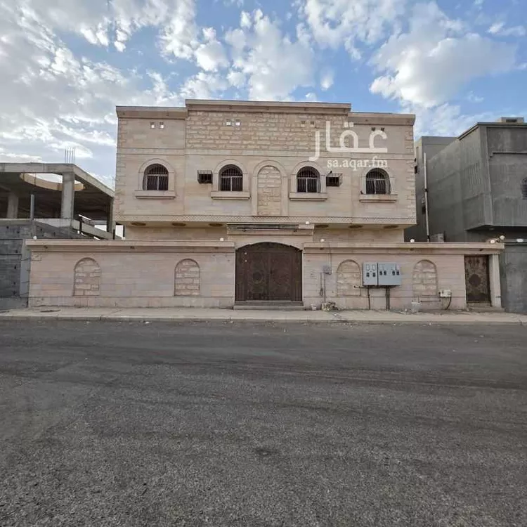 عمارة للإيجار في شارع ممر مشاه 2587 ، حي السكة الحديد ، المدينة المنورة ، منطقة المدينة المنورة