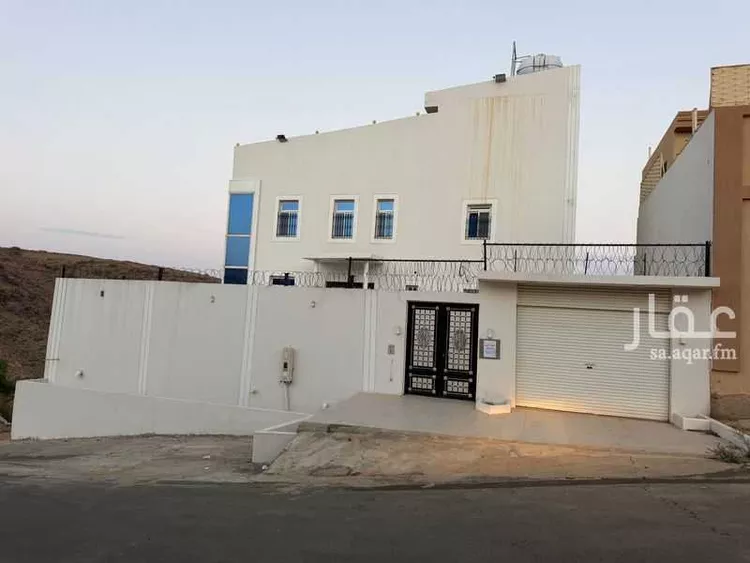 فيلا للبيع في شارع حي الهدا, حي الهدا, مدينة الطائف, منطقة مكة المكرمة