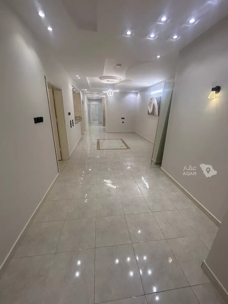 شقة للبيع في شارع 4342725, حي القطبية الغربية, مدينة الطائف, منطقة مكة المكرمة 8
