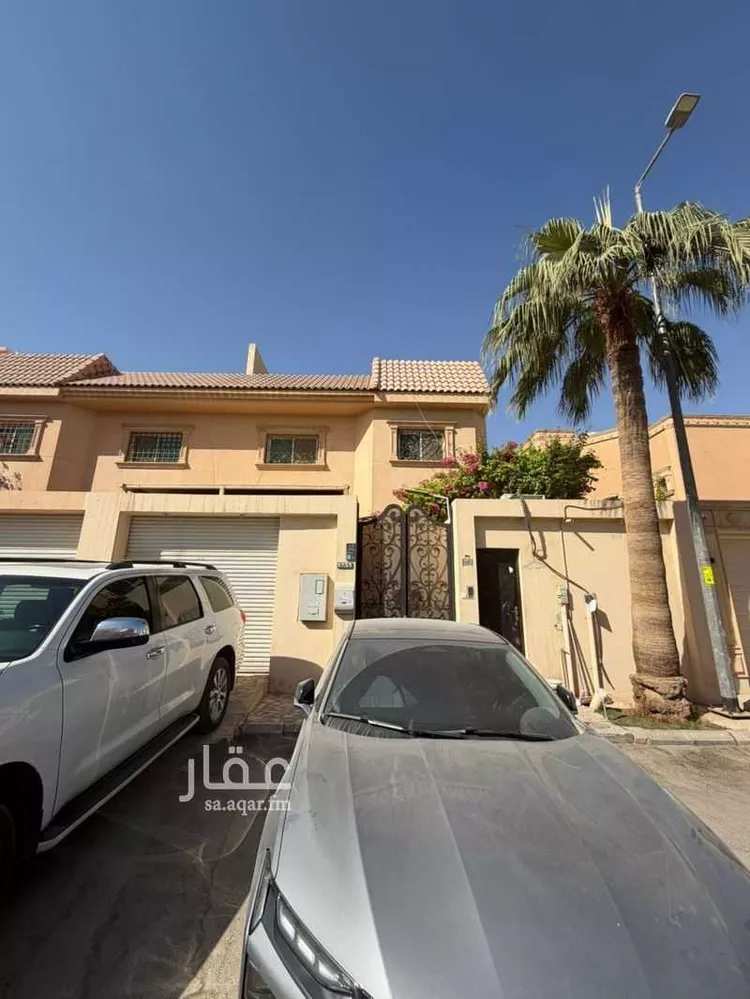 فيلا للبيع في شارع المداهيش, حي التعاون, مدينة الرياض, منطقة الرياض