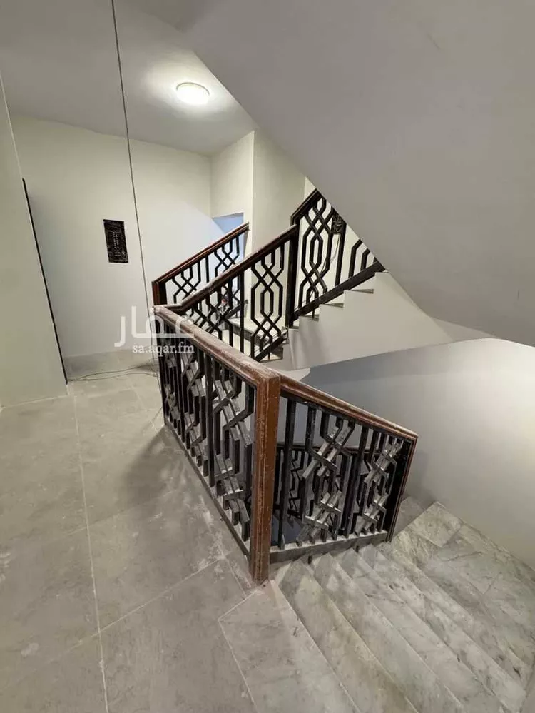 عمارة للإيجار في شارع حاتم الطائي, حي الروضة, مدينة الرياض, منطقة الرياض صورة 3