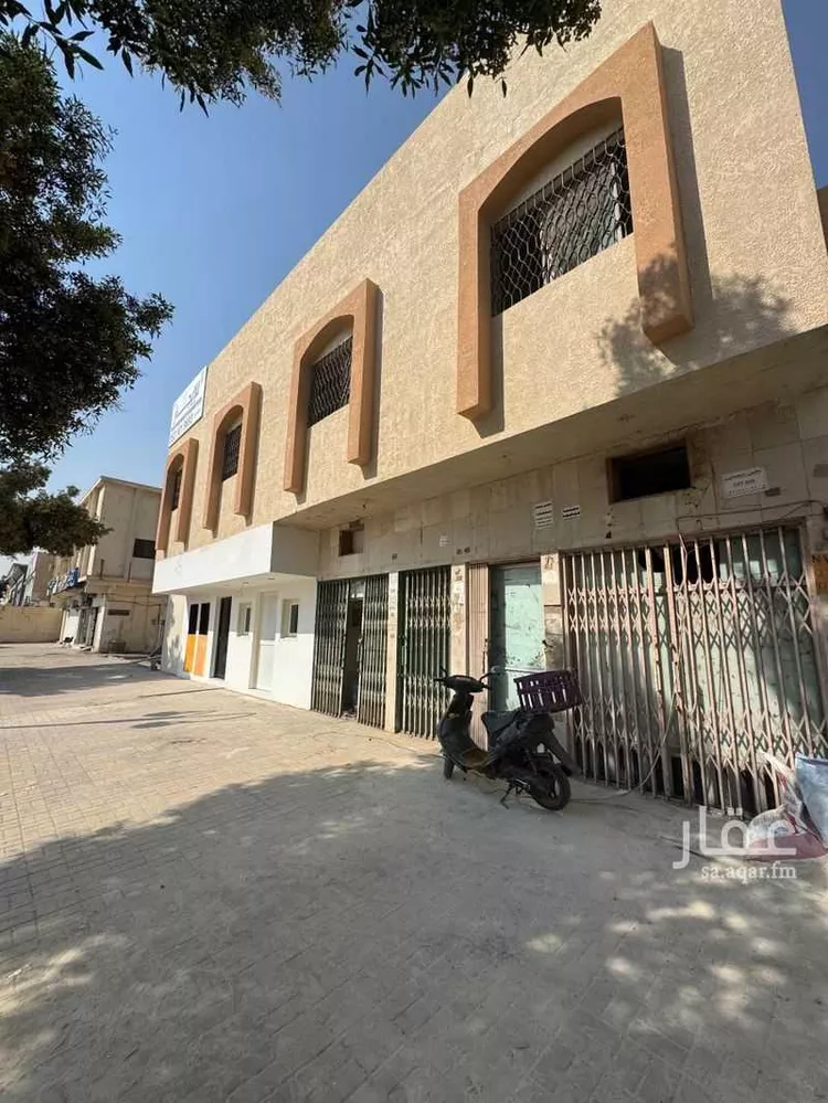 عمارة للإيجار في شارع حاتم الطائي, حي الروضة, مدينة الرياض, منطقة الرياض