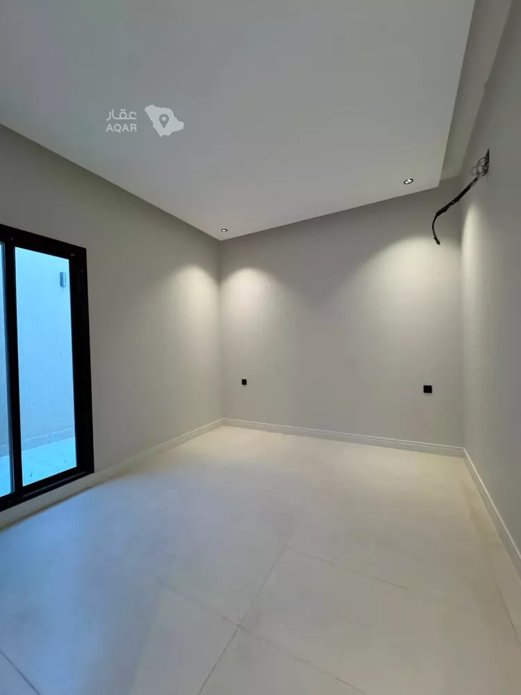 Floor for Sale in Riyadh Al Arid 6