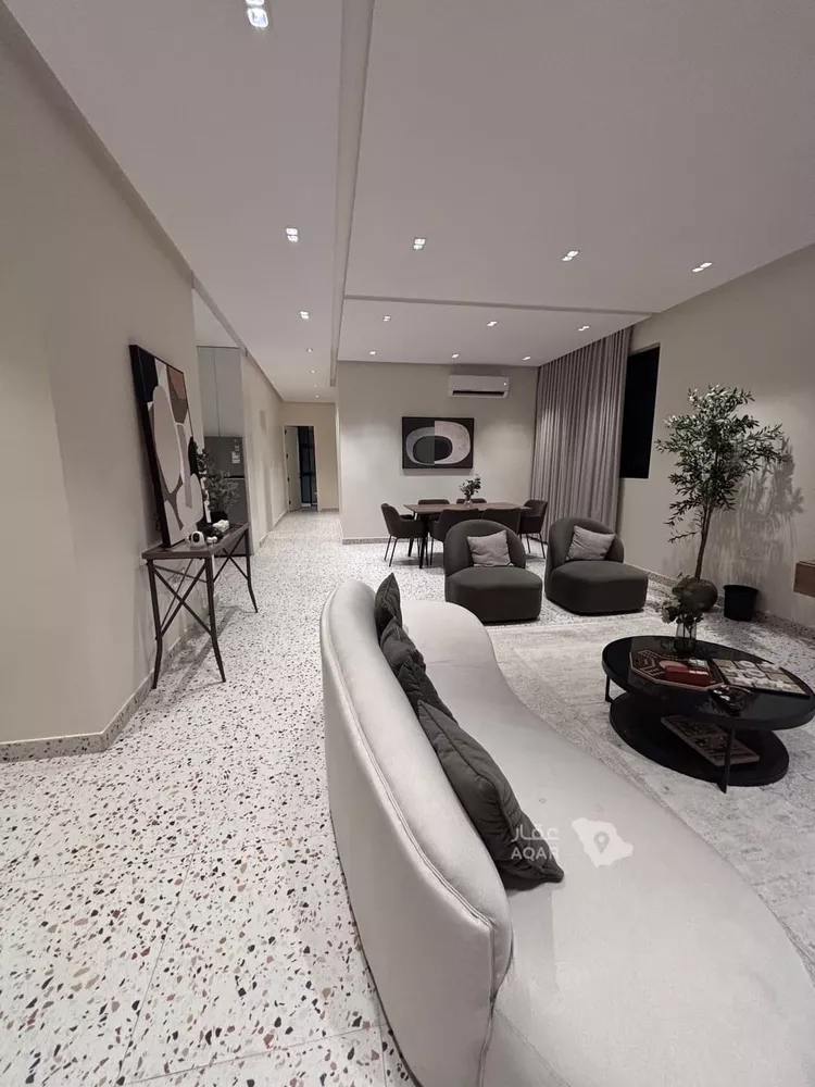 Apartment for Sale in Riyadh Al Malqa 8