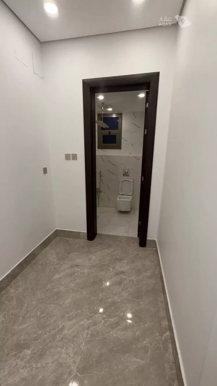 فيلا للبيع في شارع أسعد بن سهل, حي الزهراء, مدينة الرياض, منطقة الرياض صورة 3