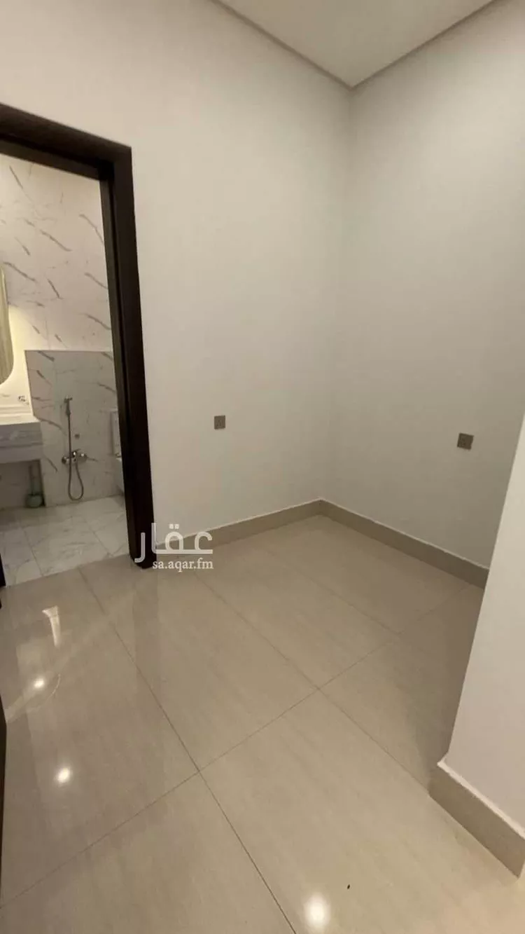 فيلا للإيجار في شارع أسعد بن سهل, حي الزهراء, مدينة الرياض, منطقة الرياض 15