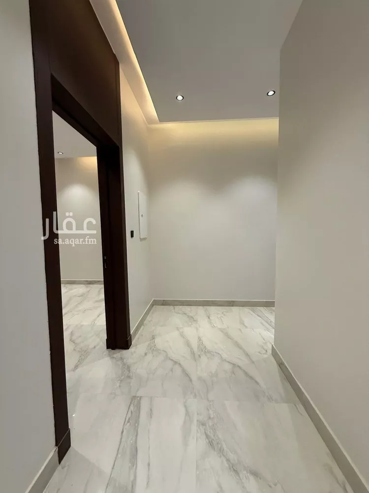 دور للبيع في شارع محمد بن عجلان, حي الرمال, مدينة الرياض, منطقة الرياض صورة 4