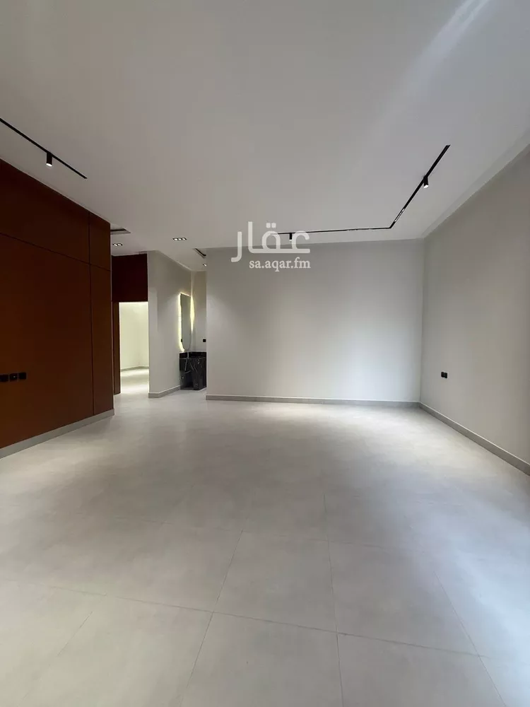 دور للبيع في شارع محمد بن عجلان, حي الرمال, مدينة الرياض, منطقة الرياض صورة 2