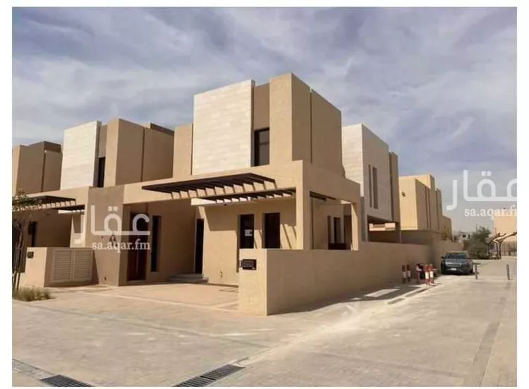 Villa for Sale in Riyadh King Khalid International Airport
