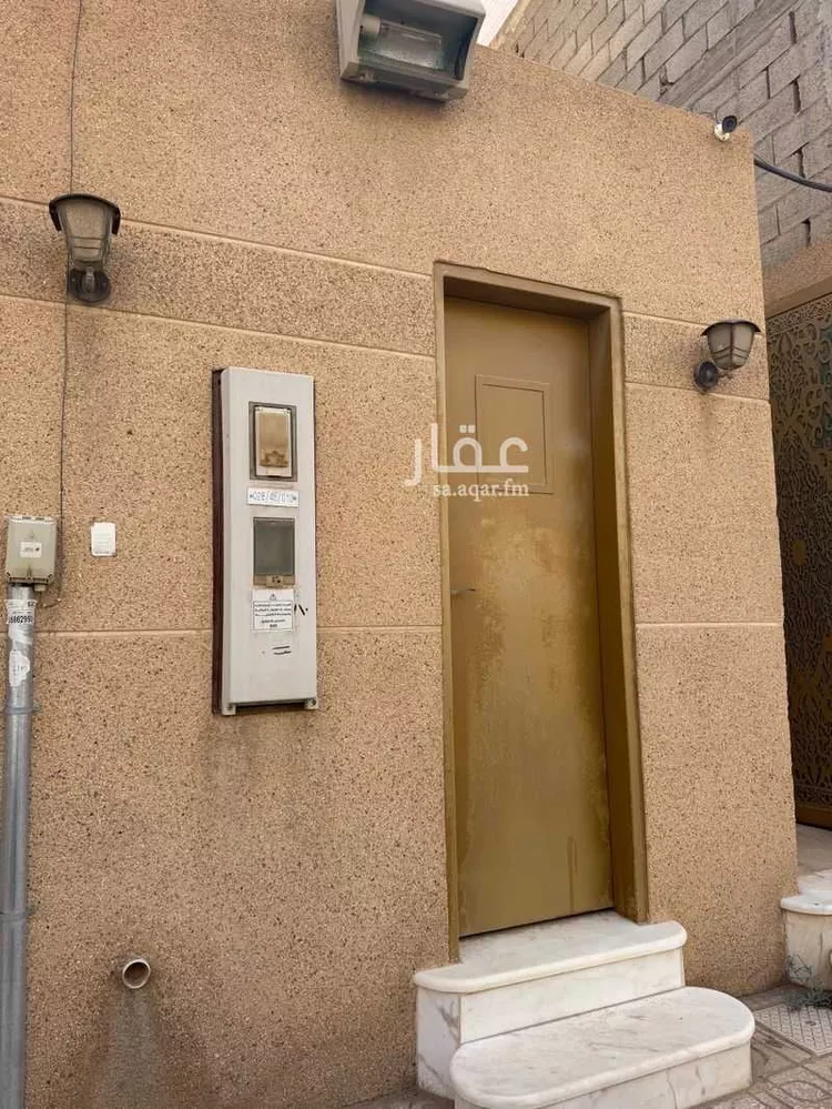 فيلا للبيع في شارع عمرو الكندي, حي عرقة, مدينة الرياض, منطقة الرياض 9