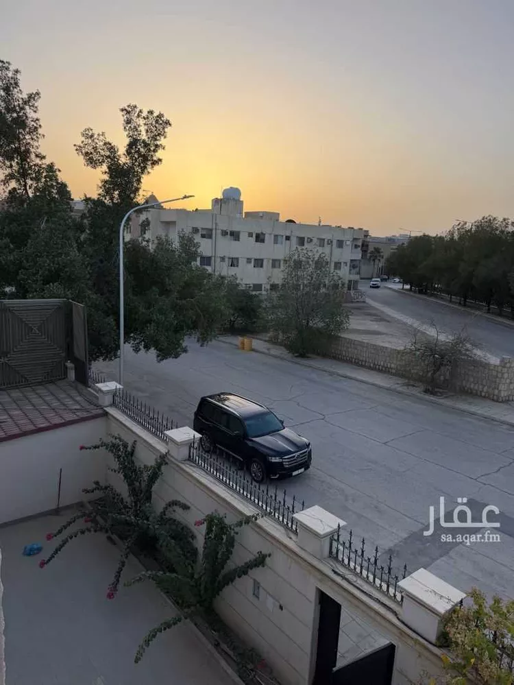 فيلا للإيجار في شارع الامام عبدالله بن ثنيان ال سعود, حي الزهراء, مدينة الرياض, منطقة الرياض صورة 4