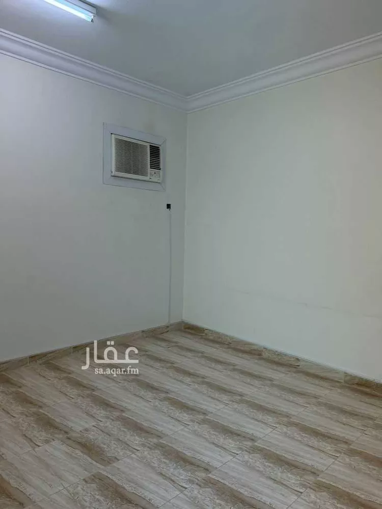 فيلا للبيع في شارع عمرو الكندي, حي عرقة, مدينة الرياض, منطقة الرياض 18