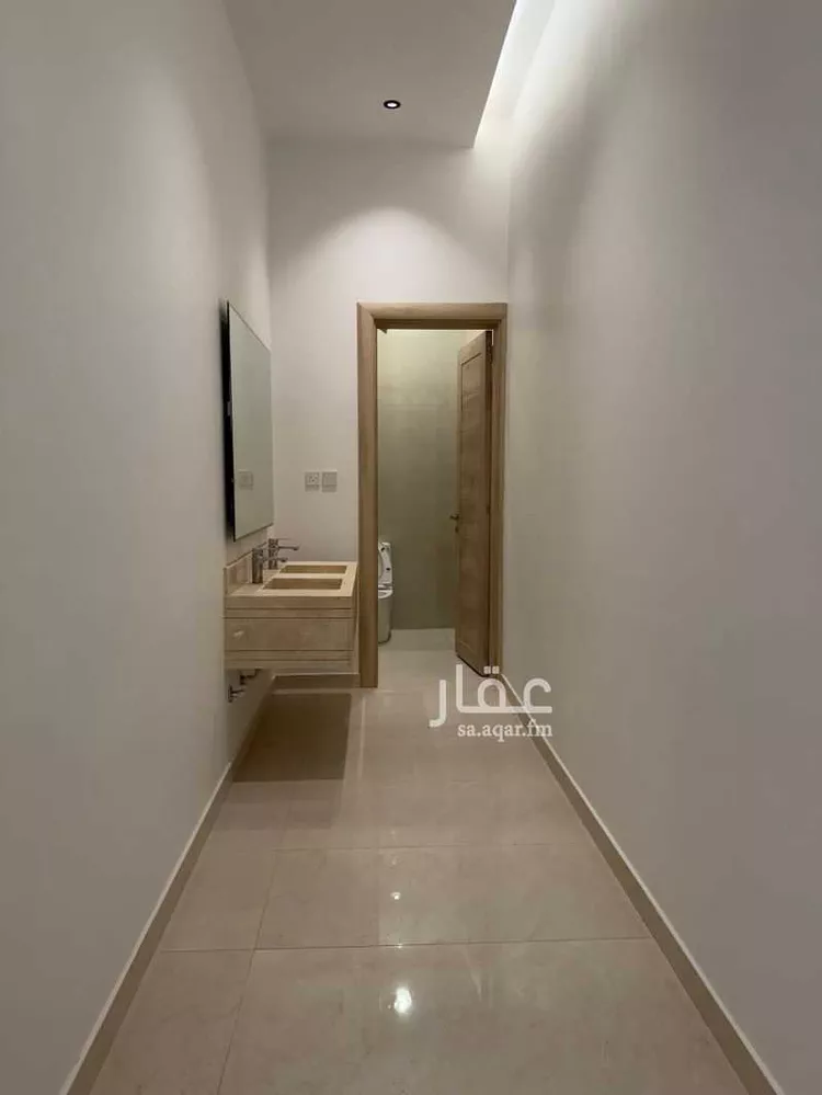 فيلا للإيجار في شارع محمد الطيب بن صالح التونسي, حي عرقة, مدينة الرياض, منطقة الرياض 8