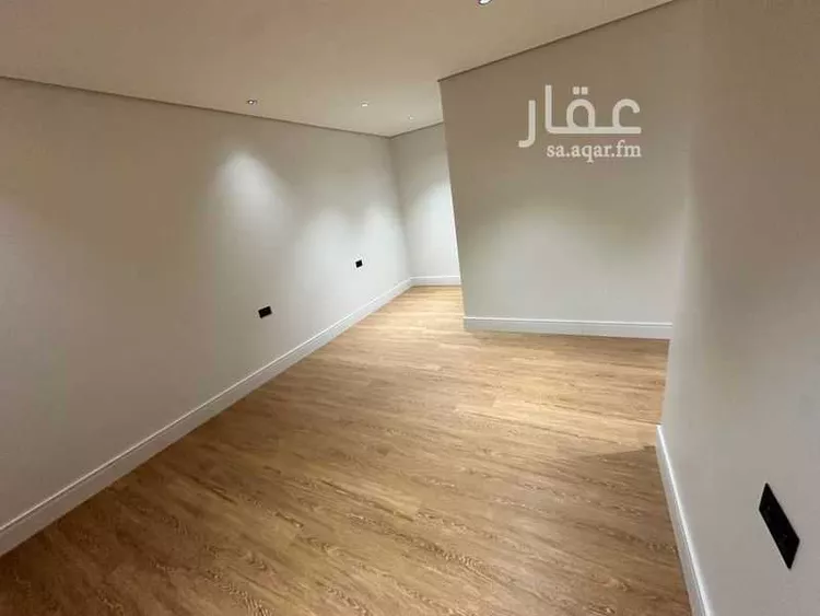 Floor for Rent in Riyadh Al Olaya 14
