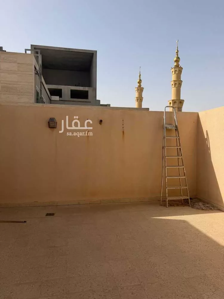 فيلا للبيع في شارع عمرو الكندي, حي عرقة, مدينة الرياض, منطقة الرياض 15