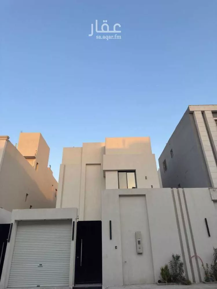فيلا للبيع في شارع عبدالله القيرواني, حي الرمال, مدينة الرياض, منطقة الرياض