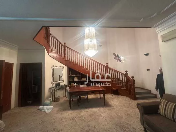 فيلا للبيع في شارع ابن البانياسي, حي الربوة, مدينة الرياض, منطقة الرياض صورة 2