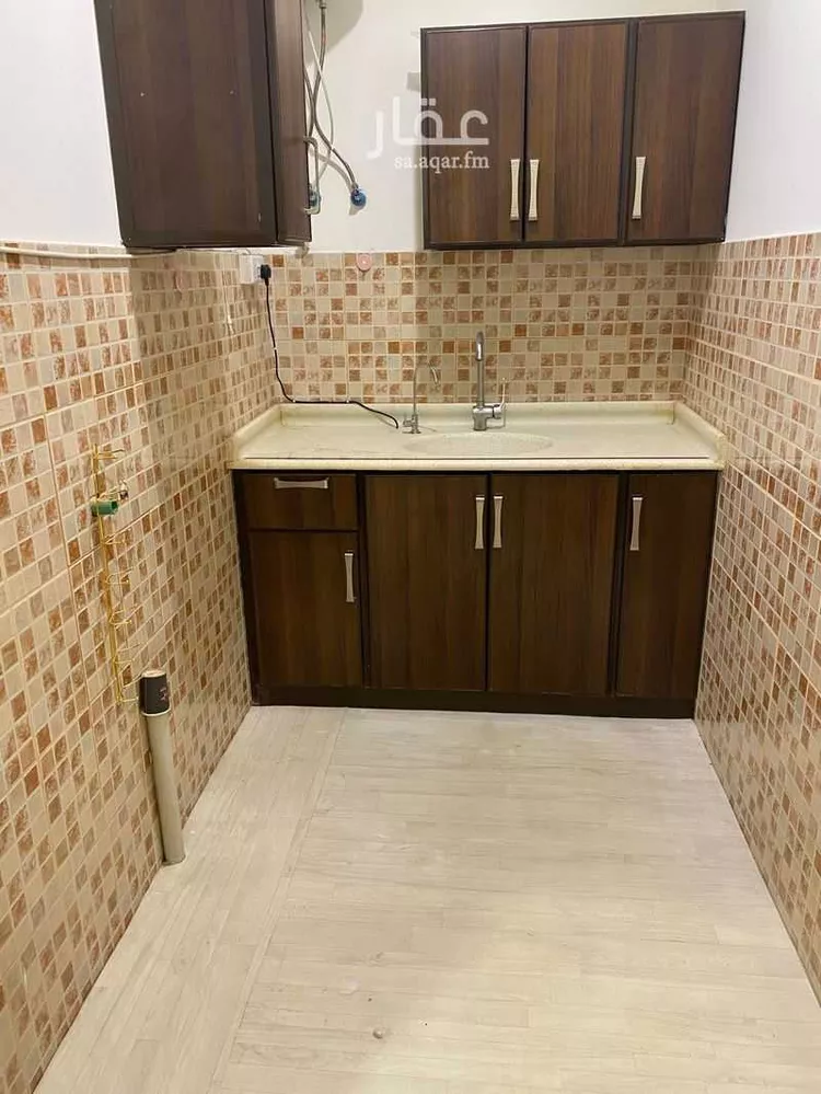 غرفة للإيجار في شارع الحسين ابن علي, حي التعاون, مدينة الرياض, منطقة الرياض صورة 3