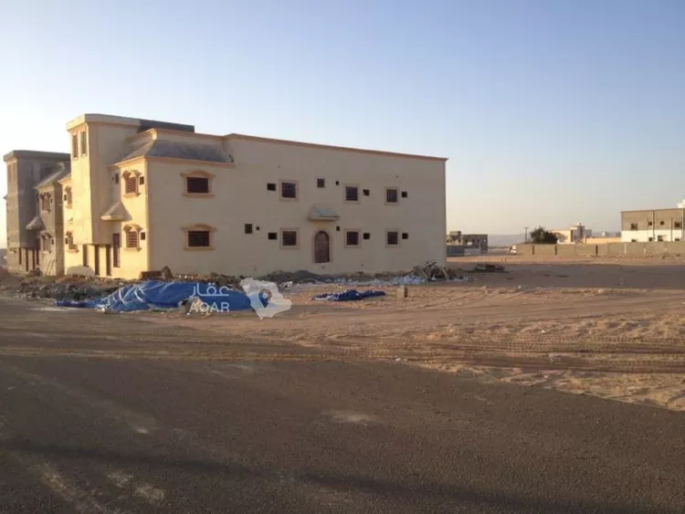 أرض للإيجار في شارع عبدالله محمد طالع المنجحي ، حي الشرفة الشمالية ، نجران ، منطقة نجران