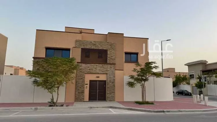 فيلا للإيجار في شارع الوجه, مدينة الظهران, المنطقة الشرقية