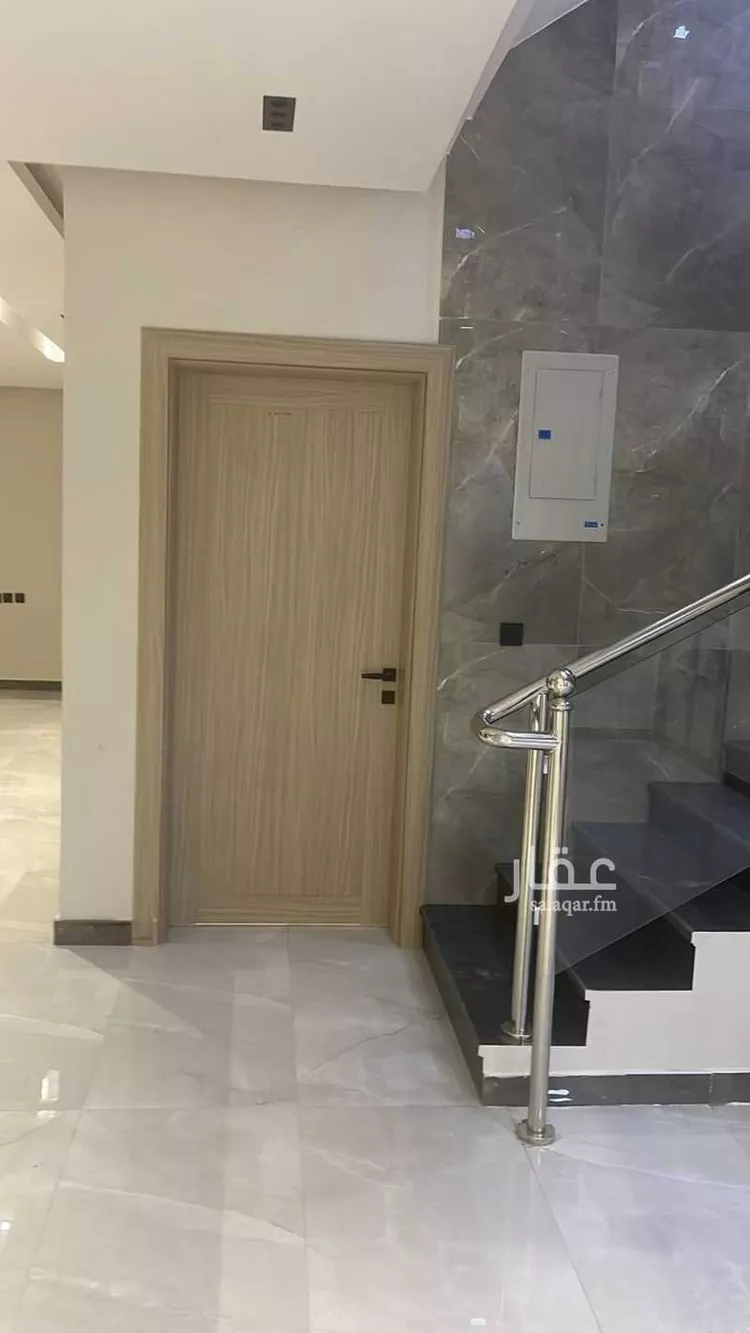 فيلا للبيع في شارع رفحاء, حي ضاحية الملك فهد, مدينة الدمام, المنطقة الشرقية 14
