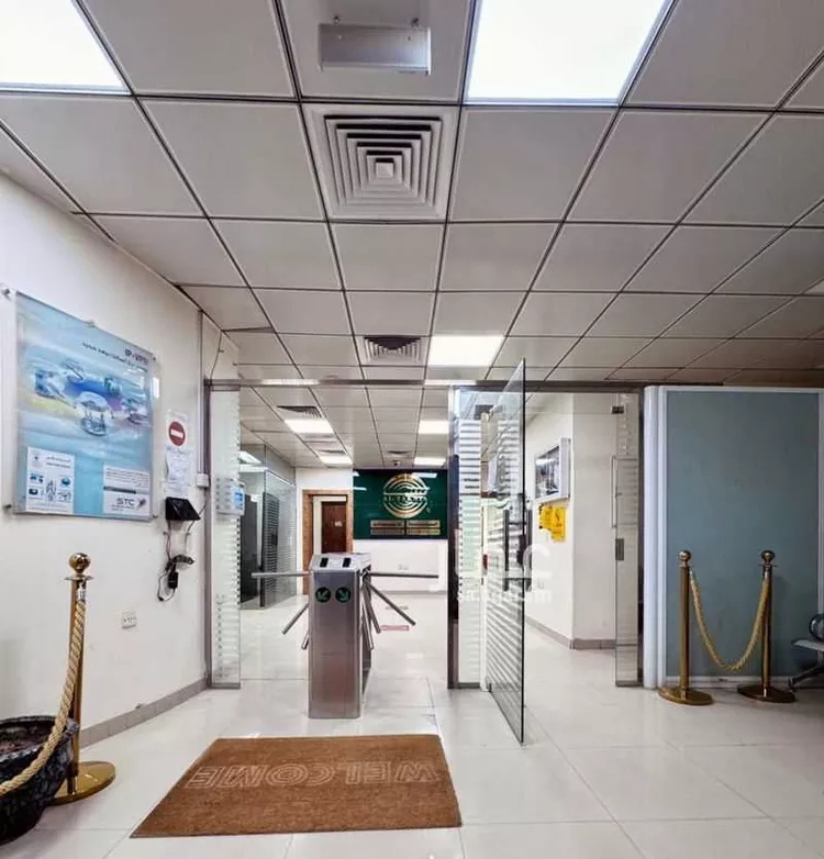عمارة للإيجار في شارع الأمير عبدالعزيز بن ثنيان, حي النخيل, مدينة الرياض, منطقة الرياض صورة 2