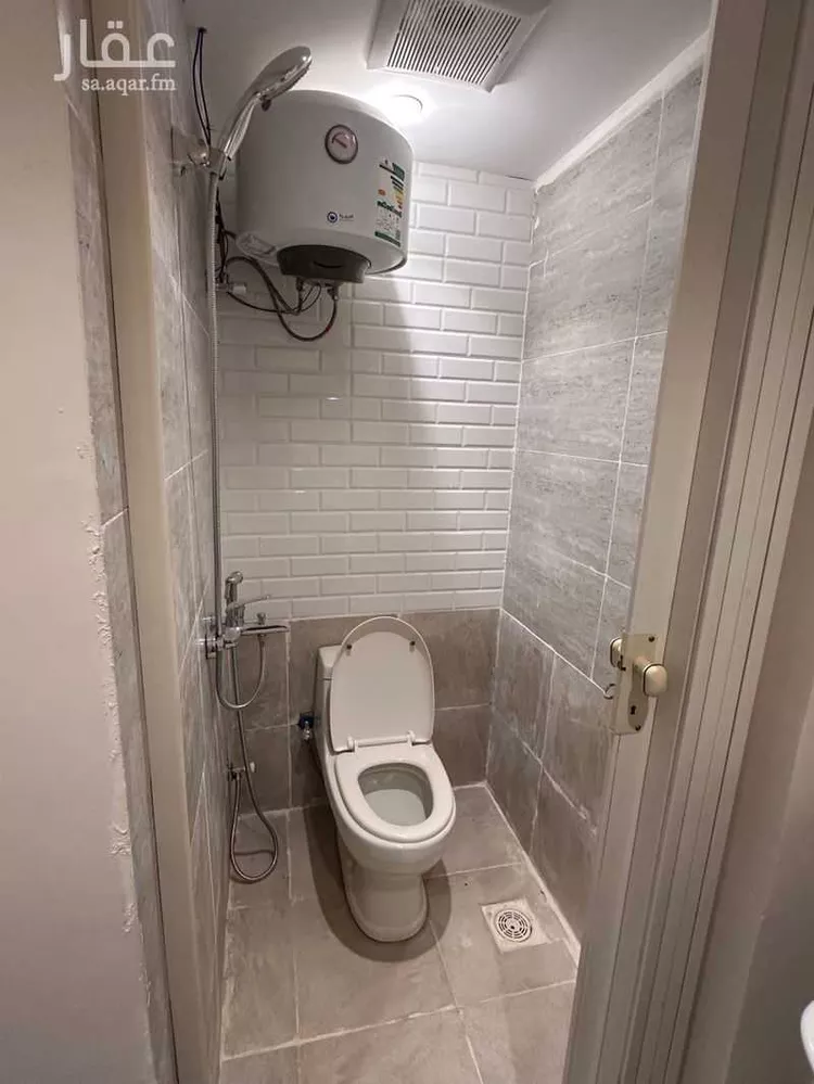 غرفة للإيجار في شارع عين صالح, حي عكاظ, مدينة الرياض, منطقة الرياض صورة 3