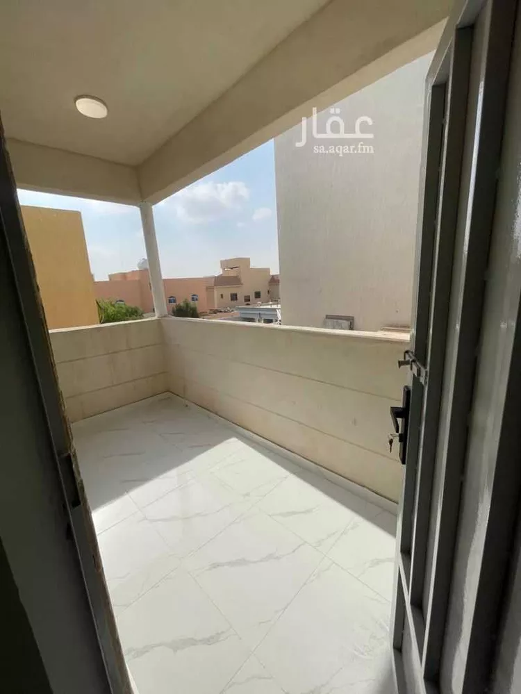 فيلا للإيجار في شارع الحصين, حي الرفيعة, مدينة الرياض, منطقة الرياض صورة 4