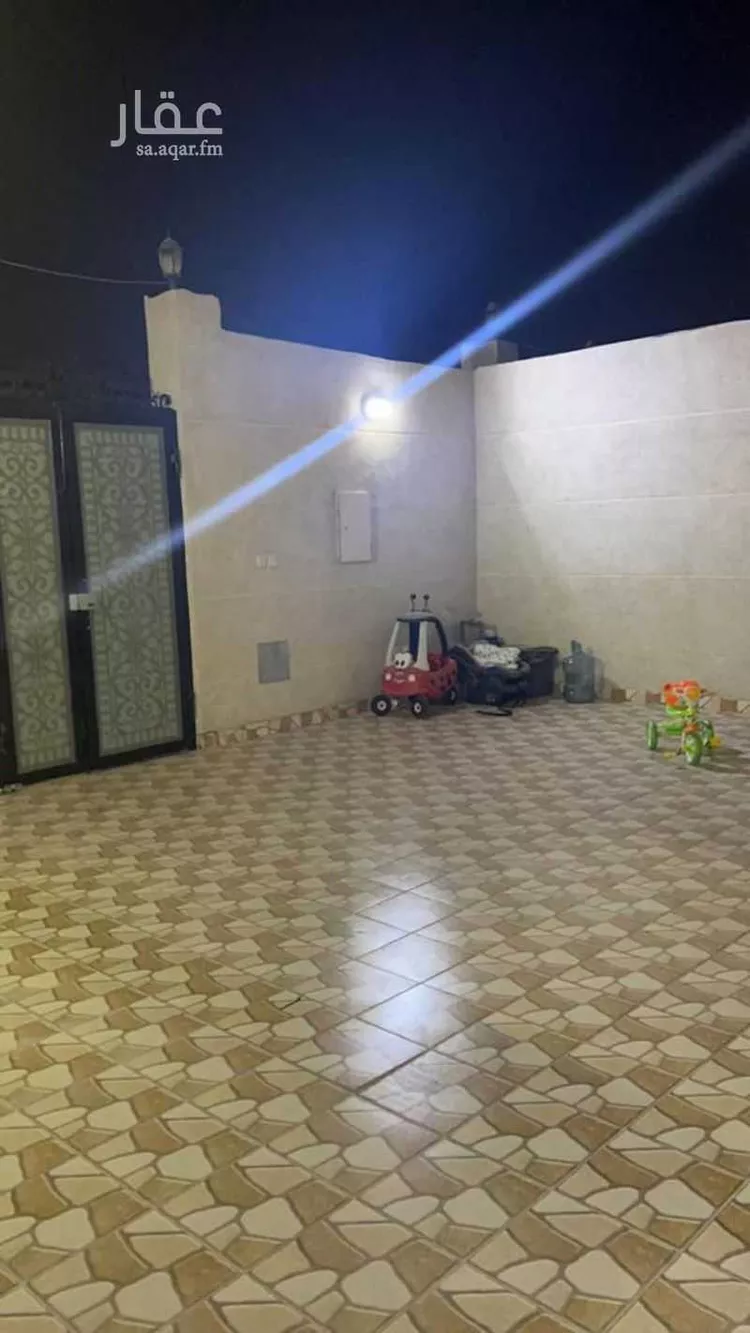 فيلا للإيجار في شارع احمد بن عجيان, حي طيبة, مدينة الدمام, المنطقة الشرقية صورة 3