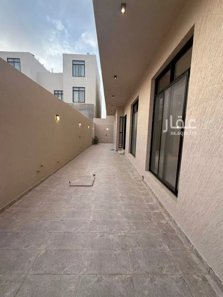 فيلا للبيع في شارع سيف الدين الخطيب, حي المهدية, مدينة الرياض, منطقة الرياض صورة 4