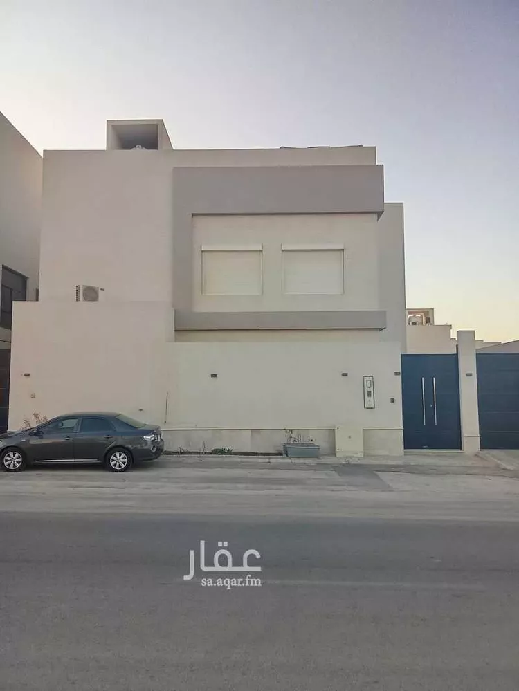 فيلا للبيع في شارع ابن المهاجر, حي المهدية, مدينة الرياض, منطقة الرياض صورة 2
