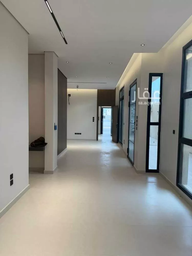فيلا للبيع في شارع سيف الدين الخطيب, حي المهدية, مدينة الرياض, منطقة الرياض صورة 2