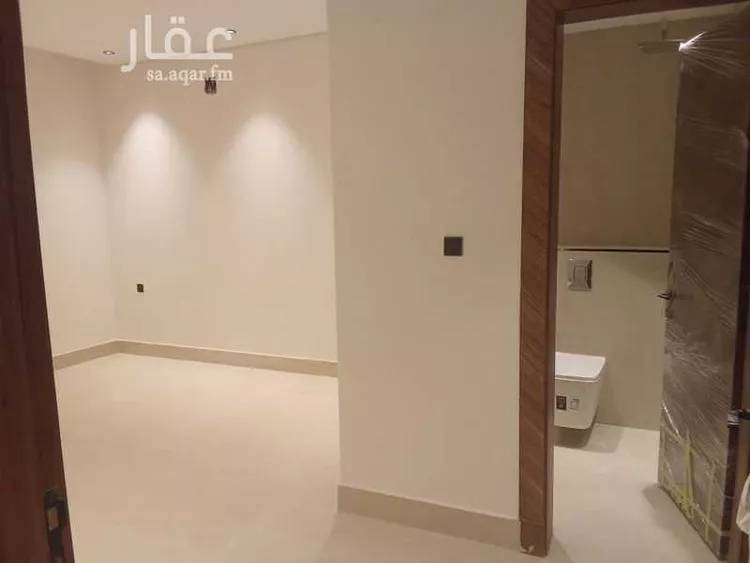 فيلا للبيع في شارع القاض بن العربي, حي المهدية, مدينة الرياض, منطقة الرياض صورة 2