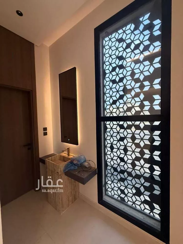 فيلا للبيع في شارع سيف الدين الخطيب, حي المهدية, مدينة الرياض, منطقة الرياض صورة 4