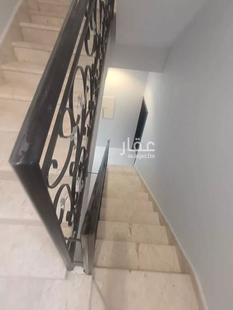 فيلا للإيجار في شارع ابن غنائم, حي المهدية, مدينة الرياض, منطقة الرياض صورة 3