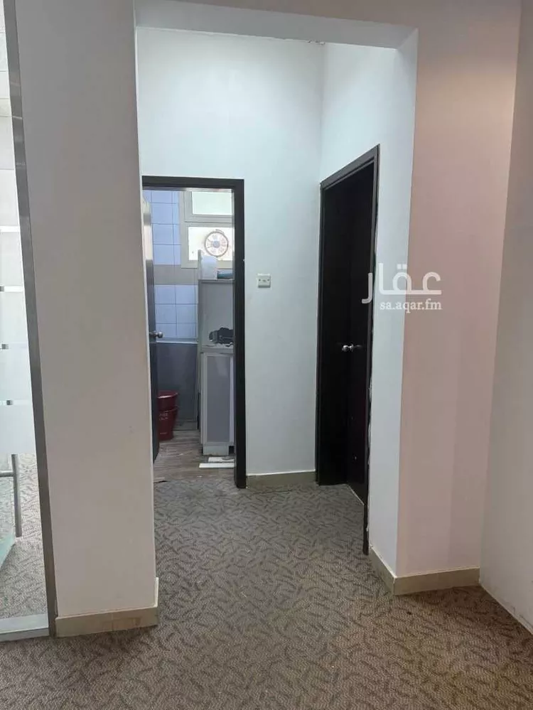 مكتب تجاري للإيجار في شارع الملك عبدالعزيز ابن عبدالرحمن سعود الفرعي, حي الغدير, مدينة الرياض, منطقة الرياض صورة 3