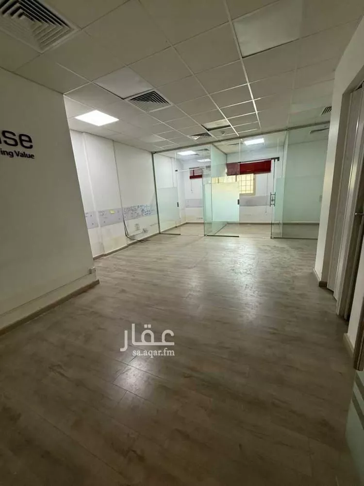 مكتب تجاري للإيجار في شارع الملك عبدالعزيز ابن عبدالرحمن سعود الفرعي, حي الغدير, مدينة الرياض, منطقة الرياض صورة 3