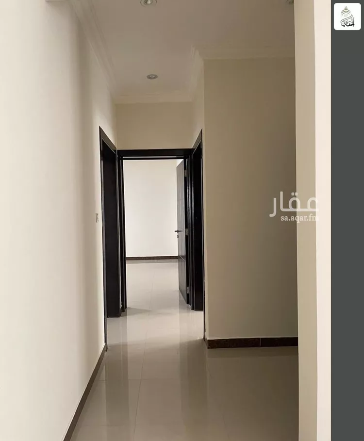 فيلا للبيع في شارع الحبقة, حي النفل, مدينة الرياض, منطقة الرياض صورة 5