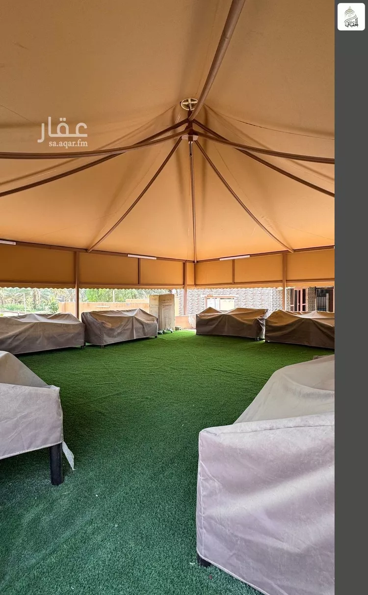 Farm for Sale in Al Muzahimiyah Shukhaib