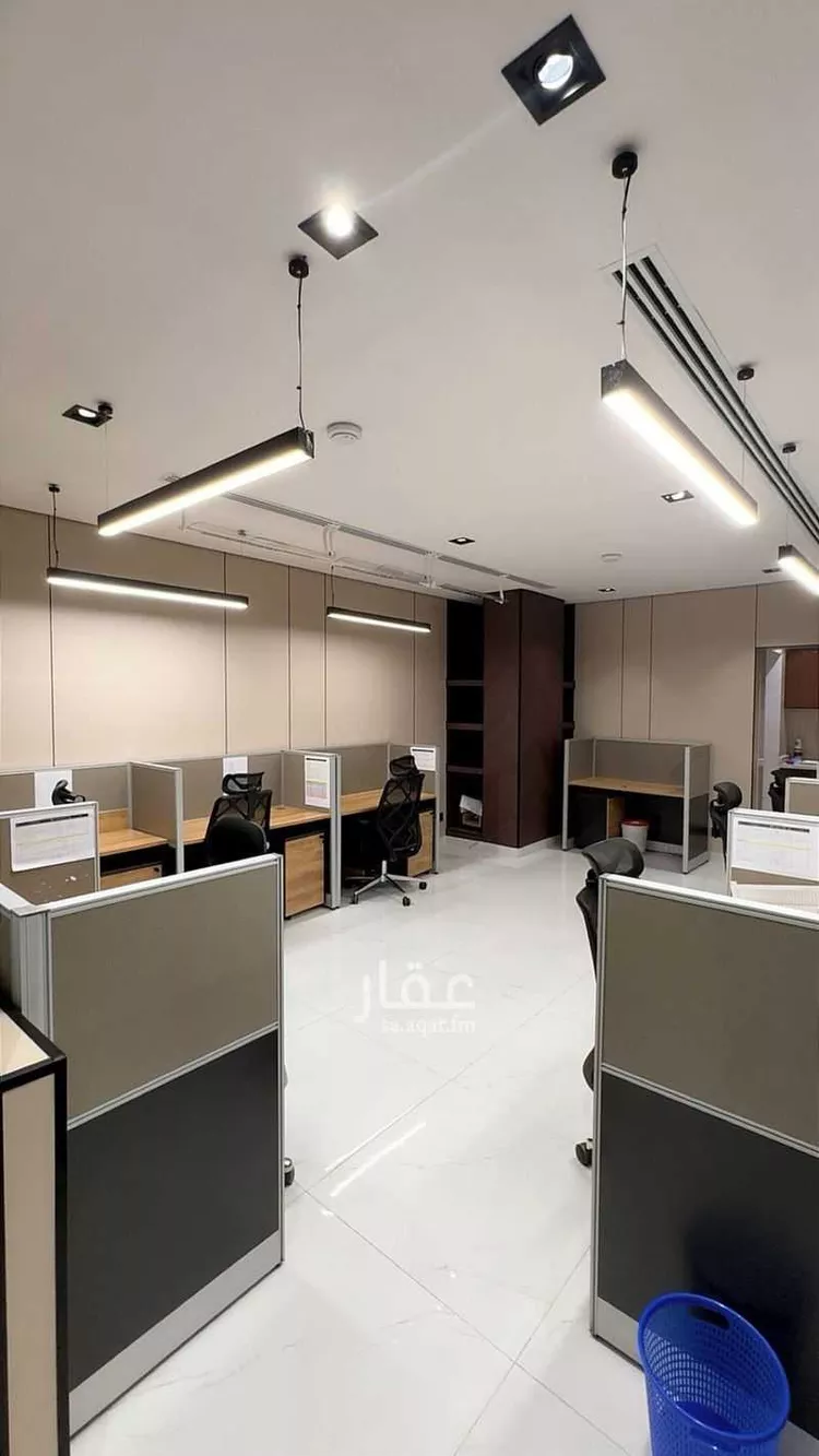 Commercial Office for Rent in Al Khobar Madinat Al Umal صورة 4