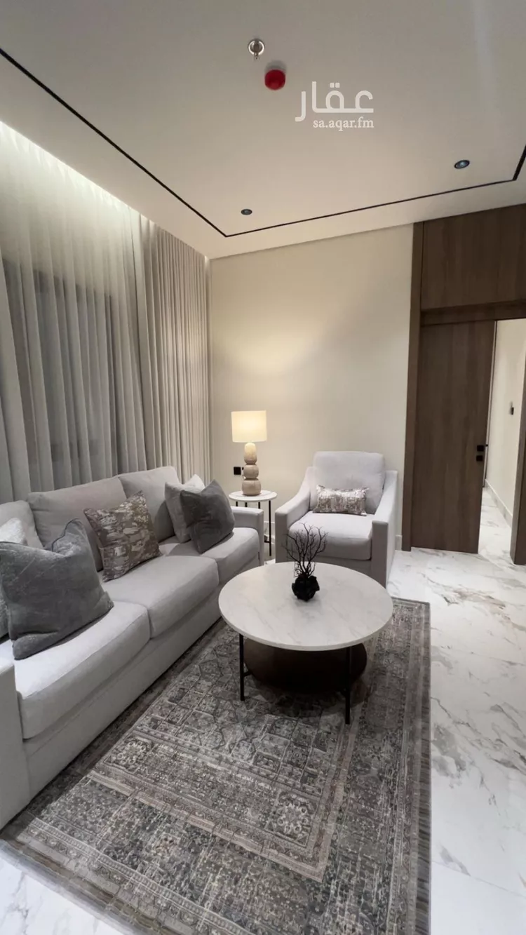 شقة للإيجار في شارع النعيرية, حي الحمراء, مدينة الخبر, المنطقة الشرقية صورة 2