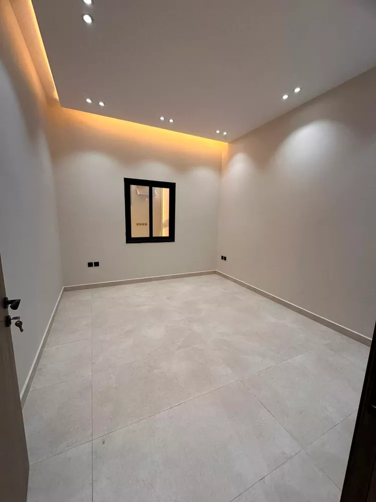 Apartment for Sale in Dammam Badr 4